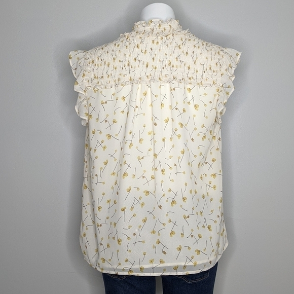 ✨3/$15 Pleione yellow floral ruffle blouse S - Picture 4 of 7